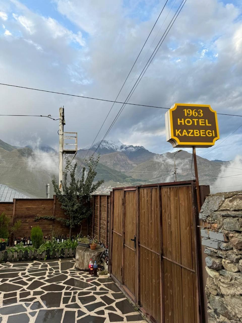 Hotel Kazbegi 1963 Stepantsminda Exterior foto